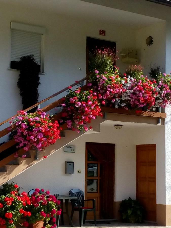 Apartma Pod Rozem Соча Экстерьер фото